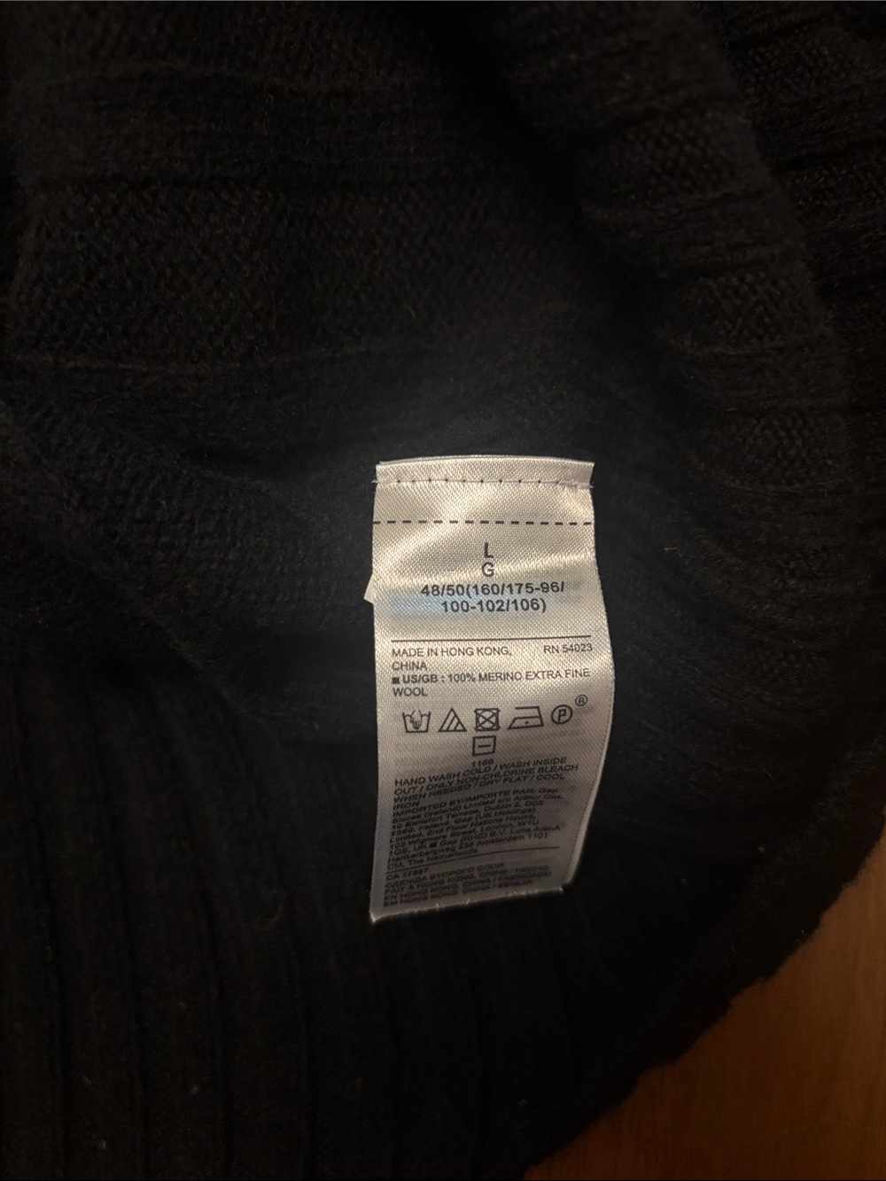 Banana Republic Black Cable Crewneck Sweater - Picture 4 of 6